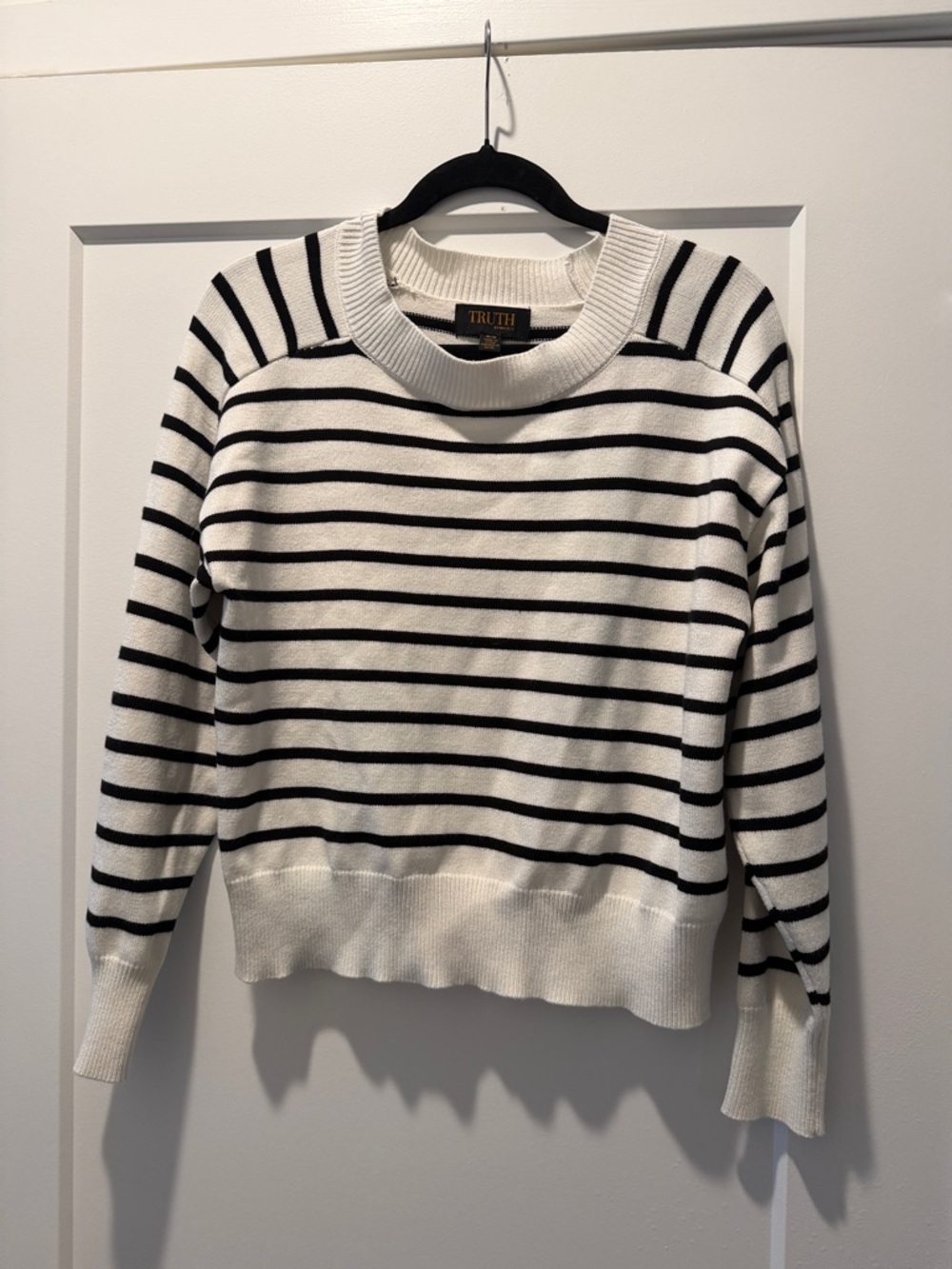 TRUTH White Crewneck Sweater with Black Stripes